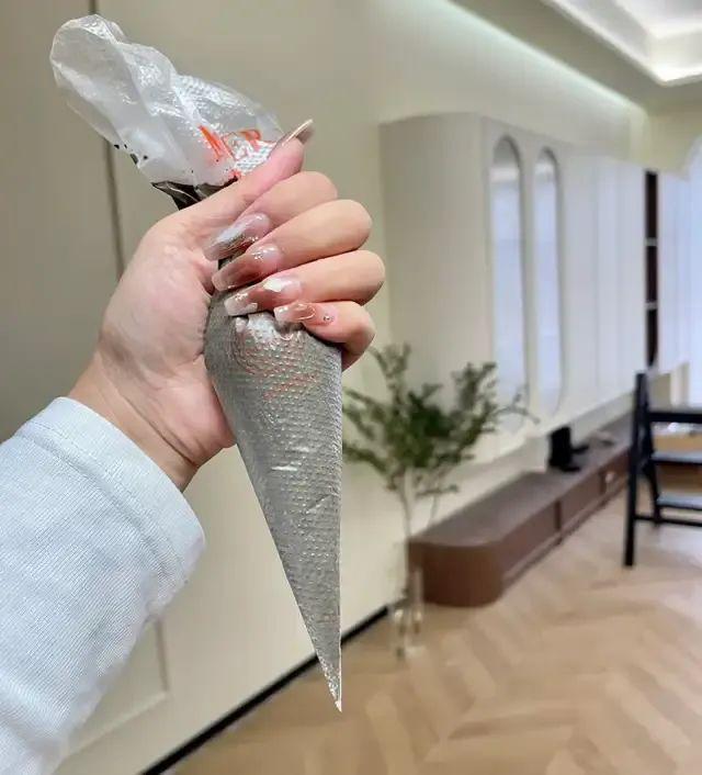 呆万万没想到这冷门东西居然这么实用j9国际站被网友“ 裱花袋妙用”惊(图2)